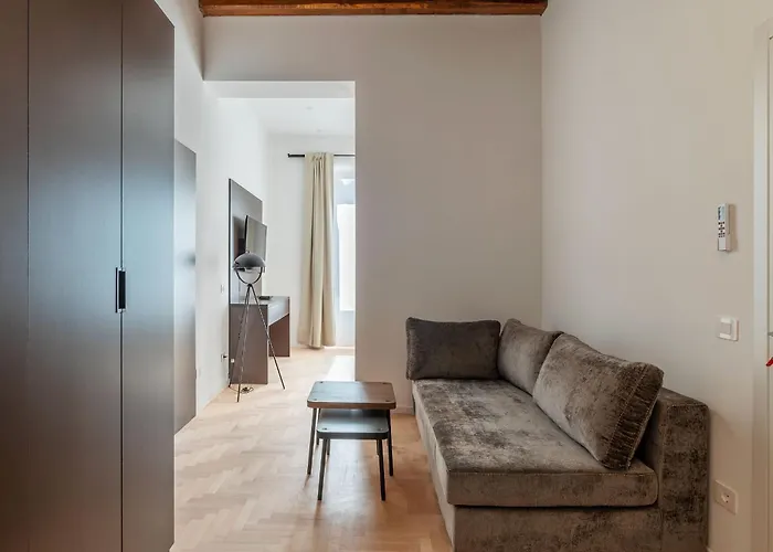 Joivy Large 6-bed With Terrace Near The Colosseum Apartament Rzym