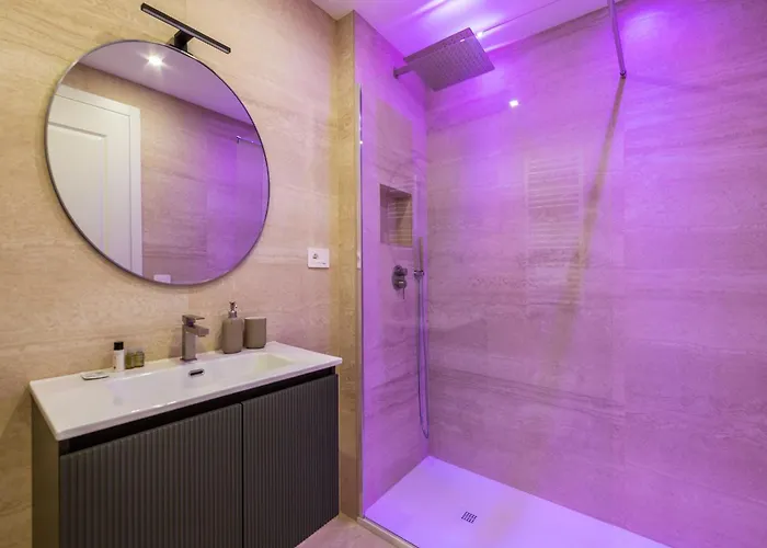 Apartament Joivy Large 6-bed With Terrace Near The Colosseum